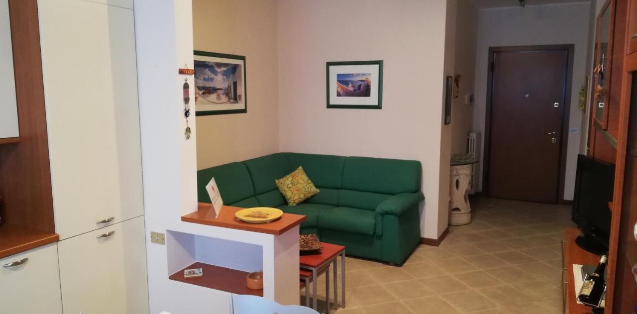 Casa Vacanze La Mela Monza Exterior foto