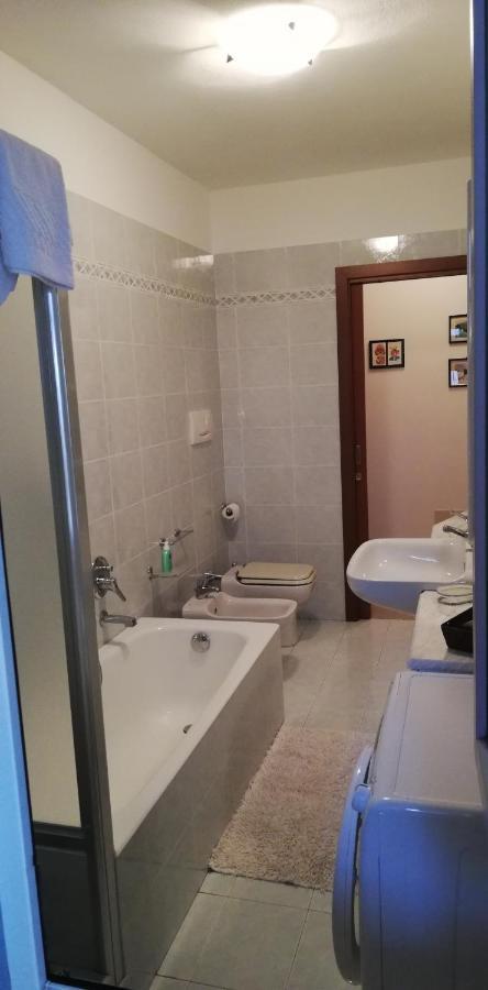 Casa Vacanze La Mela Monza Exterior foto
